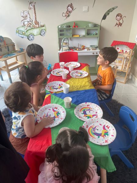 Kırmızı Balon Kids Cafe